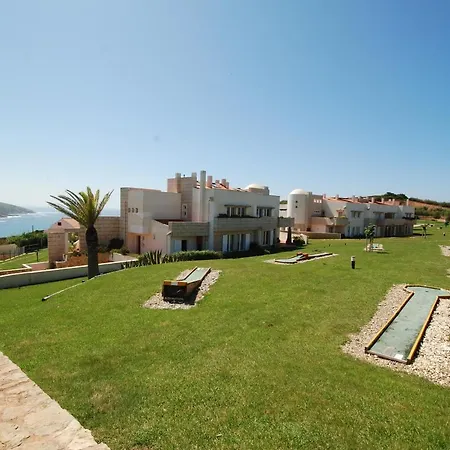 Port - Sea View 4 Bedroom In With 3 Pools São Martinho do Porto